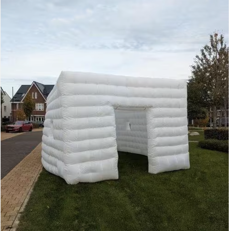 Opblaasbare partytent 4x6 meter huren in Zwolle opblaasbare partytent 4x6 wit huren Zwolle tuinfeest